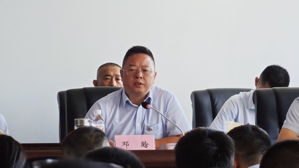 照片3.jpg 照片3.jpg